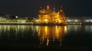 Golden_Temple_at_night